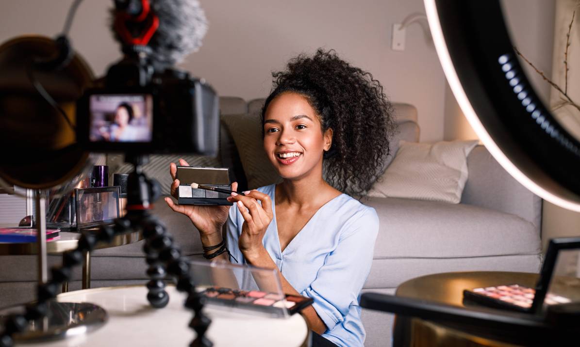 Influencer sharing Promo Codes